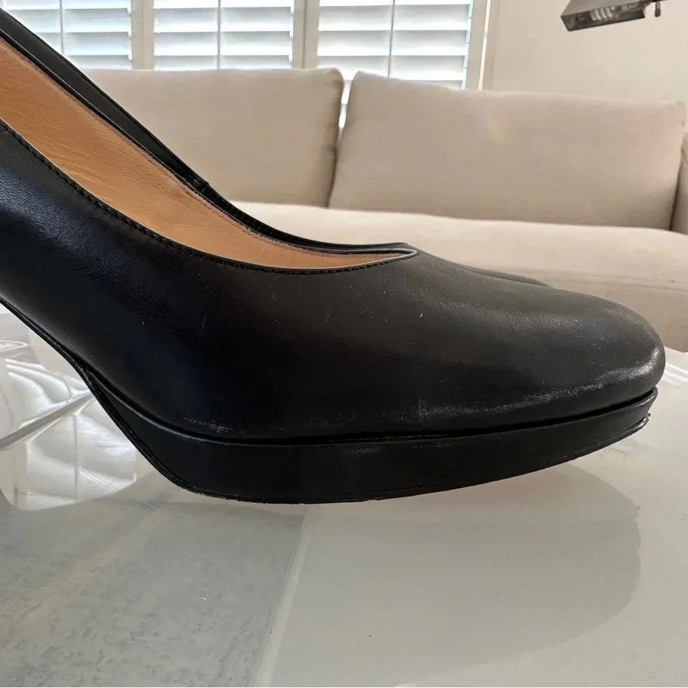Cole Haan Leather Pumps in Black - Size 10.5